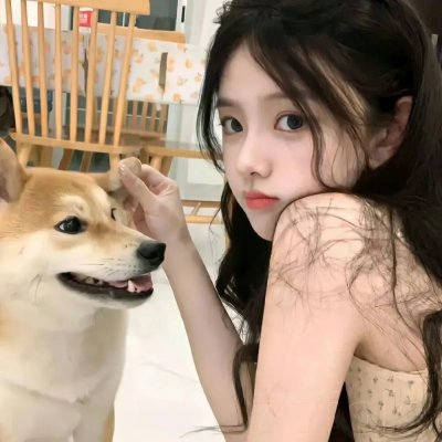 笼中女
